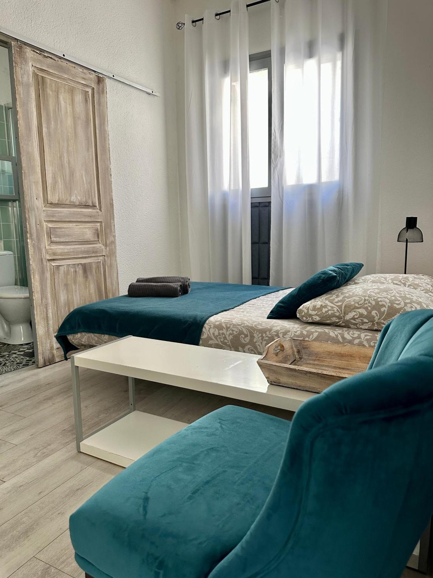 Zen A L Isle Apartment L'Isle-sur-la-Sorgue Bagian luar foto