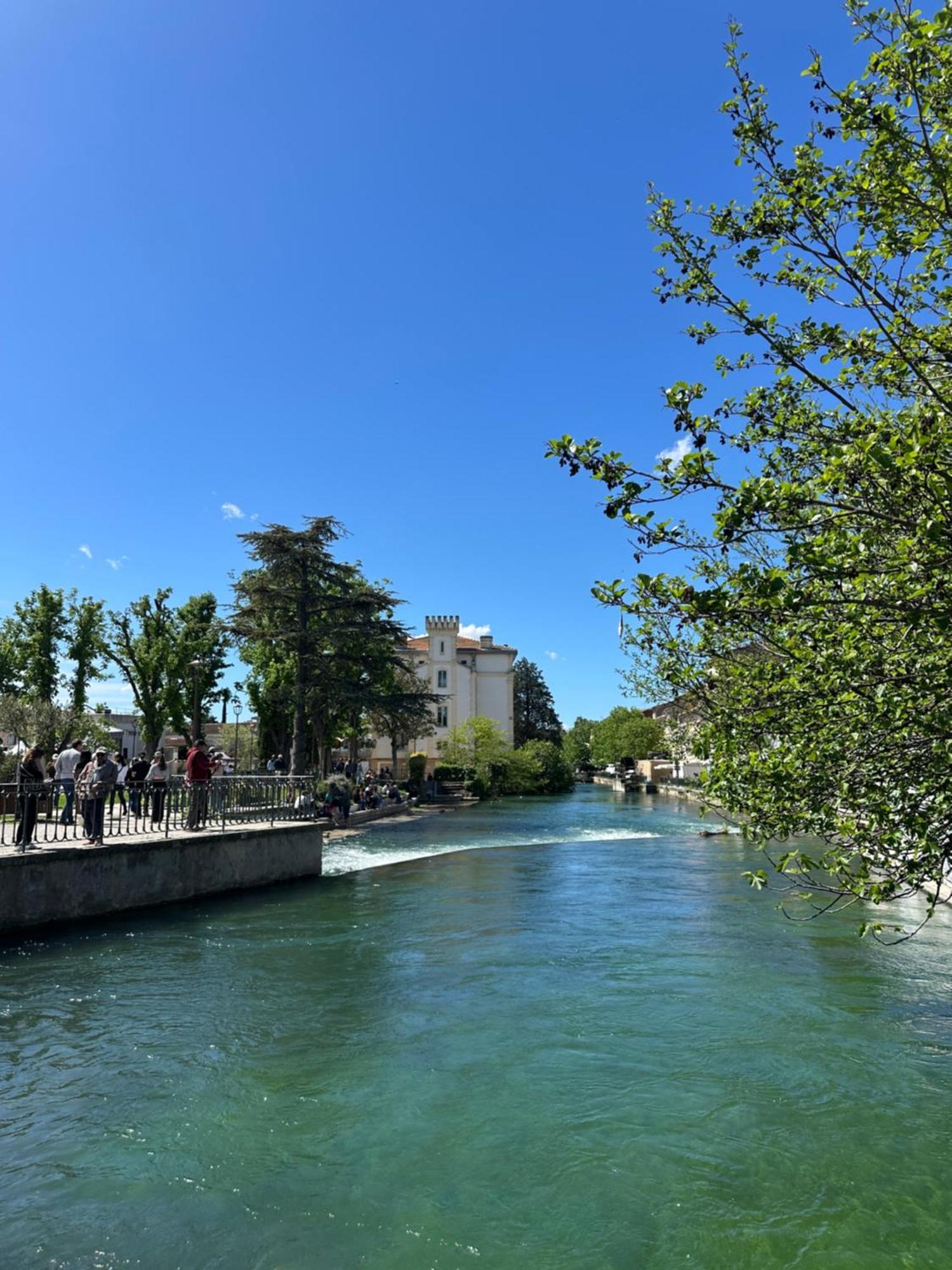 Zen A L Isle Apartment L'Isle-sur-la-Sorgue Bagian luar foto